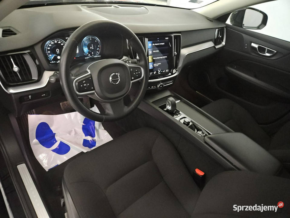 Volvo V60 B4 D Momentum Z Polskiego Salonu elektrochrom. lusterko wst. Warszawa