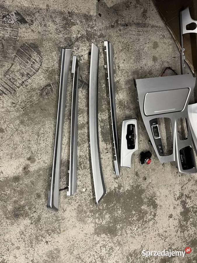 Dekory BMW F10 Aluminium Rewa