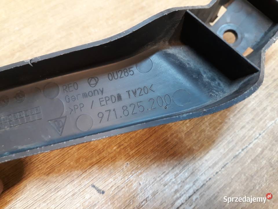 PORSCHE PANAMERA 971 ŚLIZG UCHWYT PRAWY TYŁ Międzychód