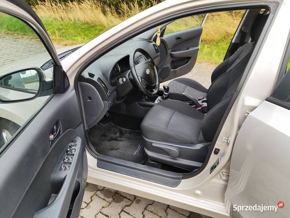 Hyundai i30 2012 r 16 CRDI manualna Królewiec