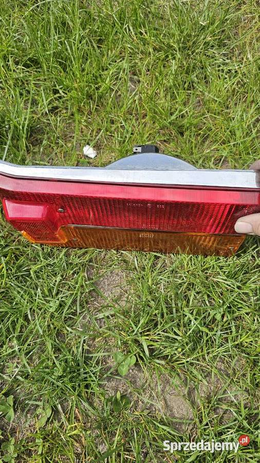 Lampa fiat 125p tyl prawa nowa prl osobowe Września