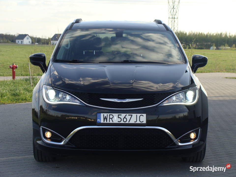 Chrysler Pacifica 36 2018 ładny stan MAŁY