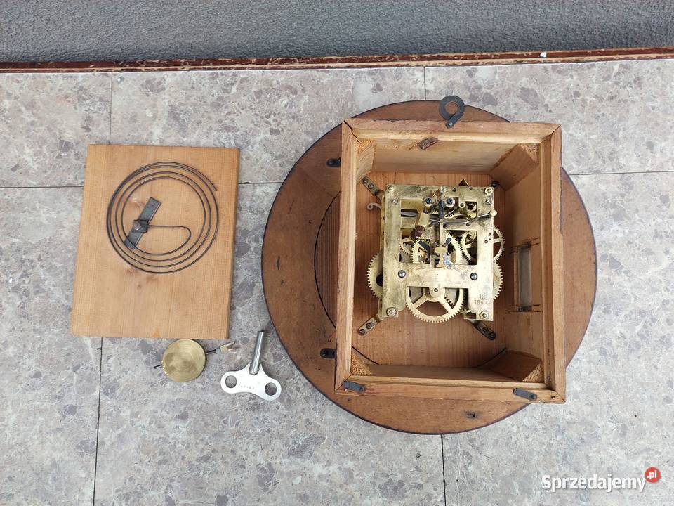 Stary zegar ścienny przedwojenny Kienzle okrągły Tczew