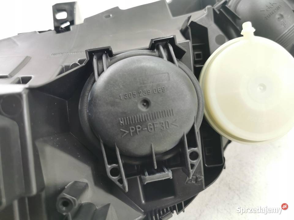 LAMPA PRAWY PRZÓD MERCEDES AKLASA W169 0412 sprzedam