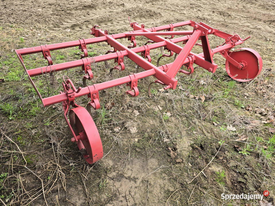 Kultywator 27 m z zaczepem do wału siewnika sprzedam