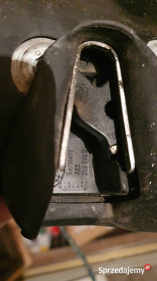 Zamek drzwi przednich Audi A3 8l0173b