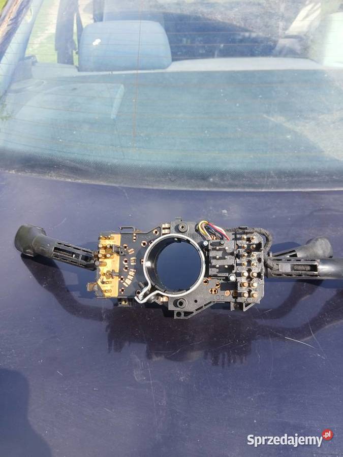 Audi A4 b5 przełącznik pająk pod lierownicę osobowe Biecz