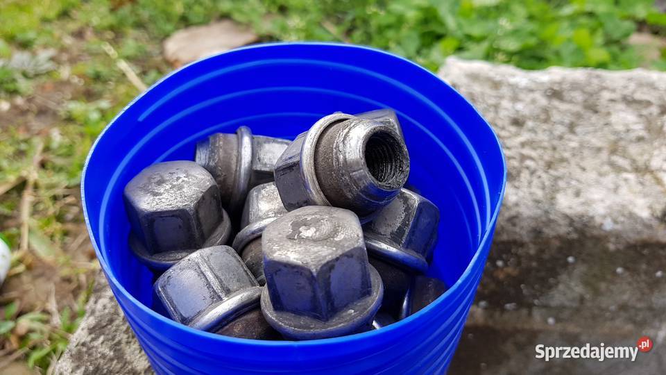 NAKRĘTKI KÓŁ VOLVO S40II V50 C30 C70 ALU CHROM świętokrzyskie Przeuszyn sprzedam