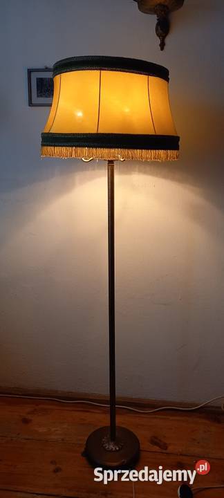 Trzyramienna mosiężna lampa podłogowa z abażurem Skierniewice