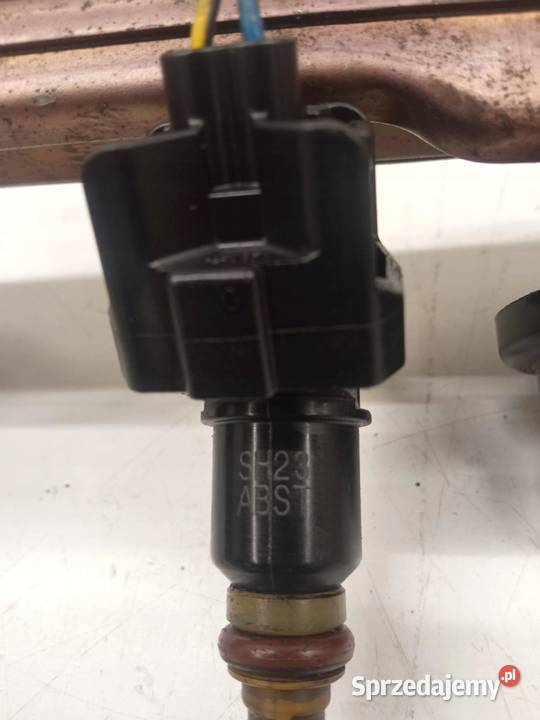 LISTWA WTRYSKOWA 20 16V Honda CRV II 20012006