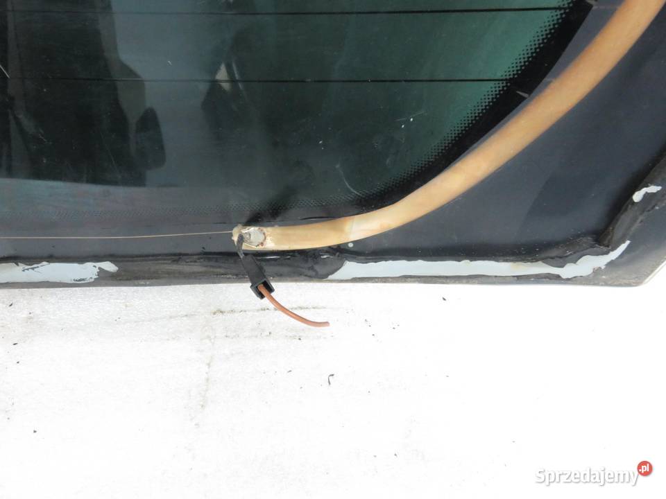 SZYBA TYLNA MAZDA PREMACY CP KOMBIVAN Tylne