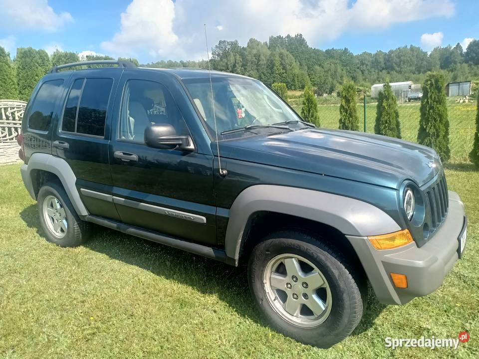 Jeep Liberty 28 CDR 2005r automat niski przebieg Kielce