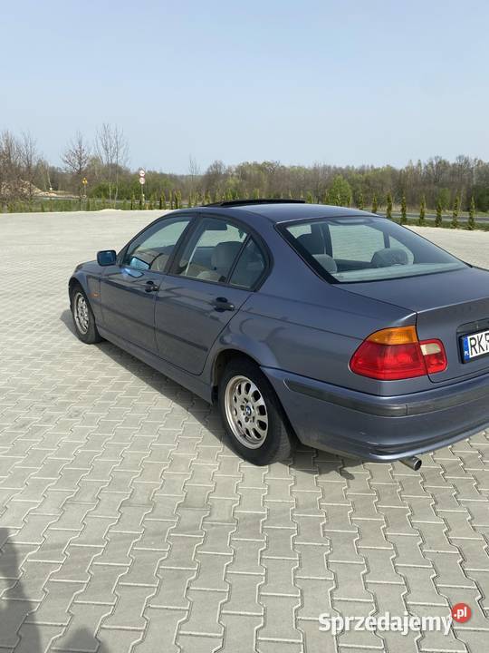 BMW E46 318i 118 Sedan Gaz manualna Krościenko Wyżne