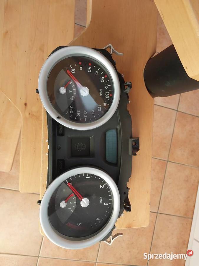 Licznik zegary Renault Megane II 19 dci 130 Szczecin
