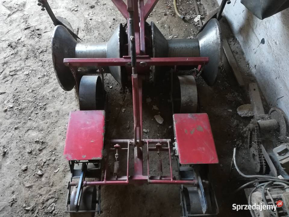 Redliniarka formownica z siewnikami świętokrzyskie Kazimierza Wielka sprzedam