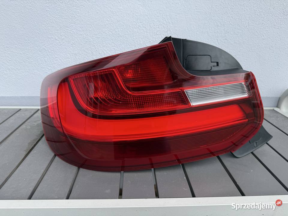 Lampa lewa tylna BMW F22 USA oryginał 7295427 dolnośląskie