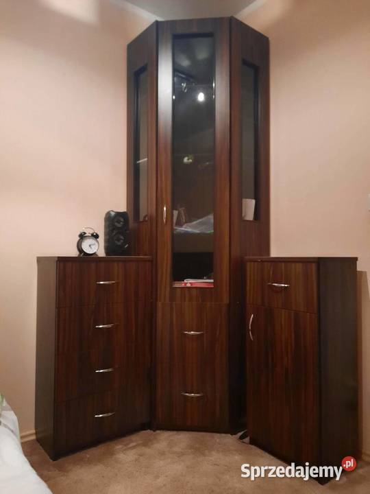 Sprzedam biblioteczkę używana lecz nowa