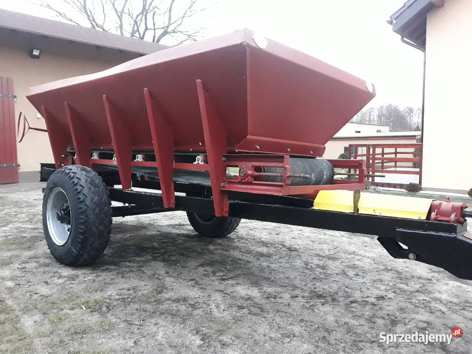 Rozsiewacz wapna rcw 3 Piast piaskarka wielkopolskie Słupca sprzedam