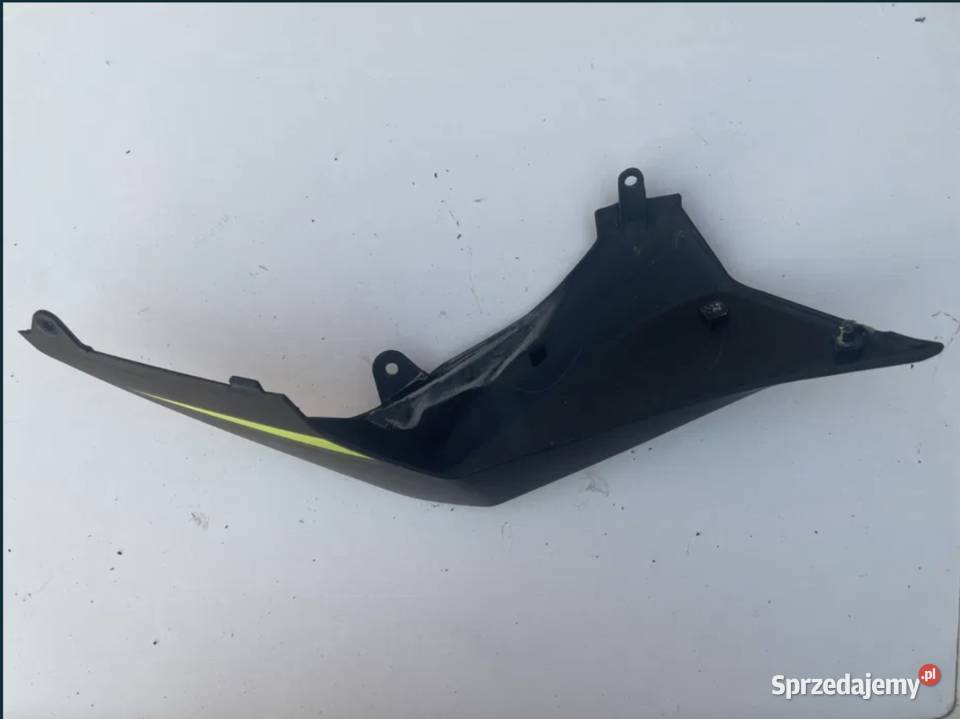 Osłona obudowa prawy tył Kawasaki Z125 2022R Ostrzeszów