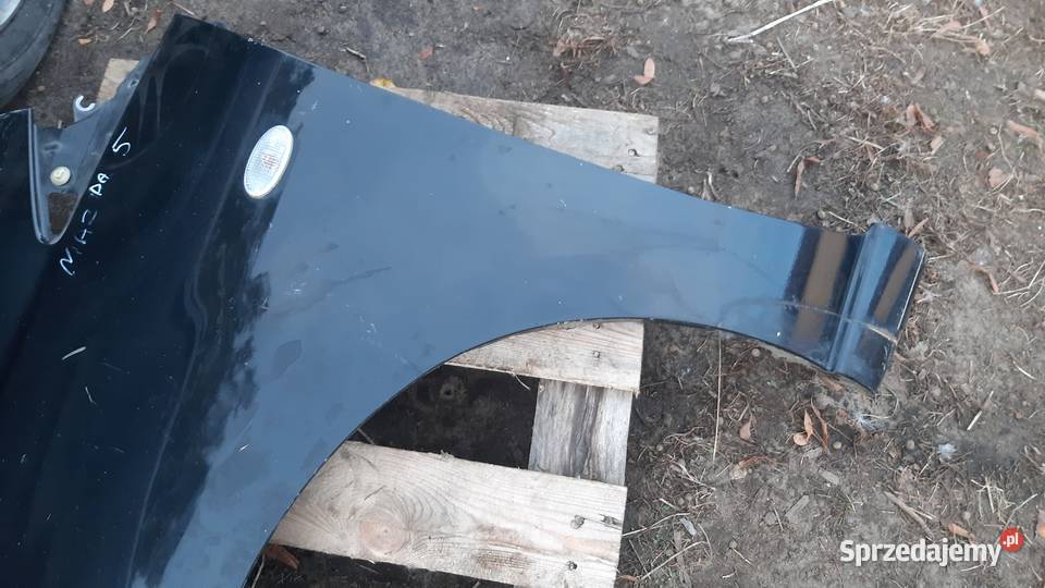 błotnik prawy lewy przód Mazda V 0510r czarny dolnośląskie