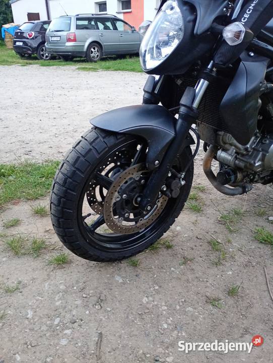 Suzuki sv 650 gladius 2013r mały przebieg Polanów
