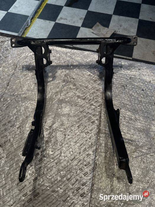 Suzuki GSX 600 F GN72B 8897 Stelaż dolny uchwyt Poznań