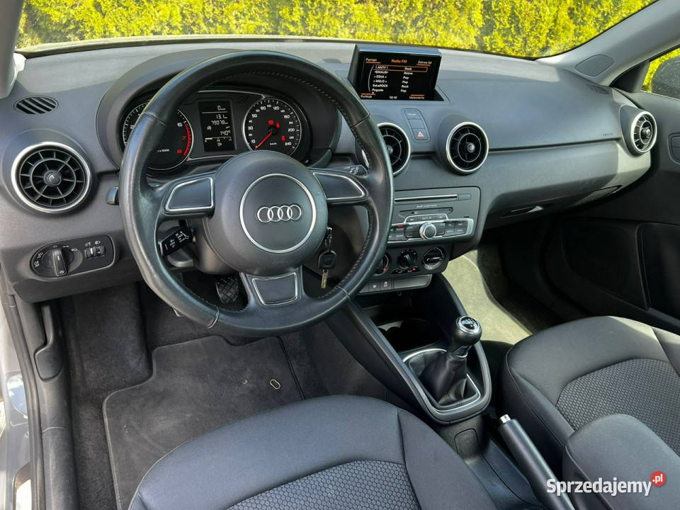 Audi A1 10 TFSI 95 SLine Klima PDC 8X 2010