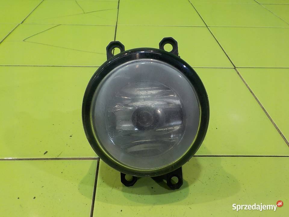 TOYOTA PRIUS III 10r 5D halogen prawy 89210656 Lampy przeciwmgielne Suków sprzedam