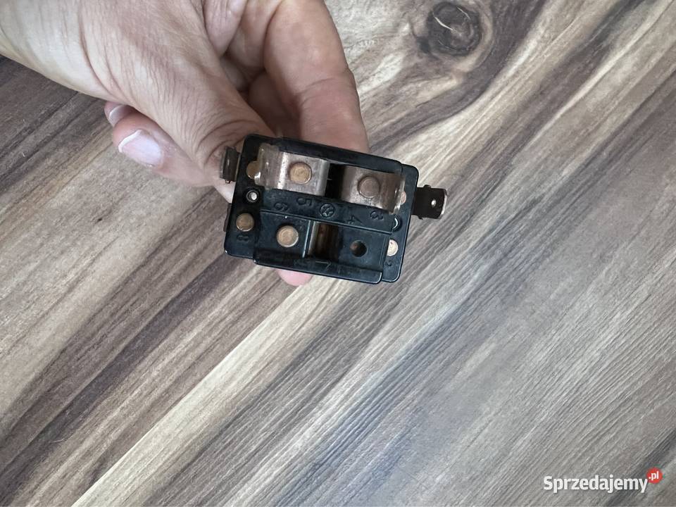 Włącznikprzełącznik wycieraczek szyby Alfa Romeo wyposażenie elektryczne Świebodzin