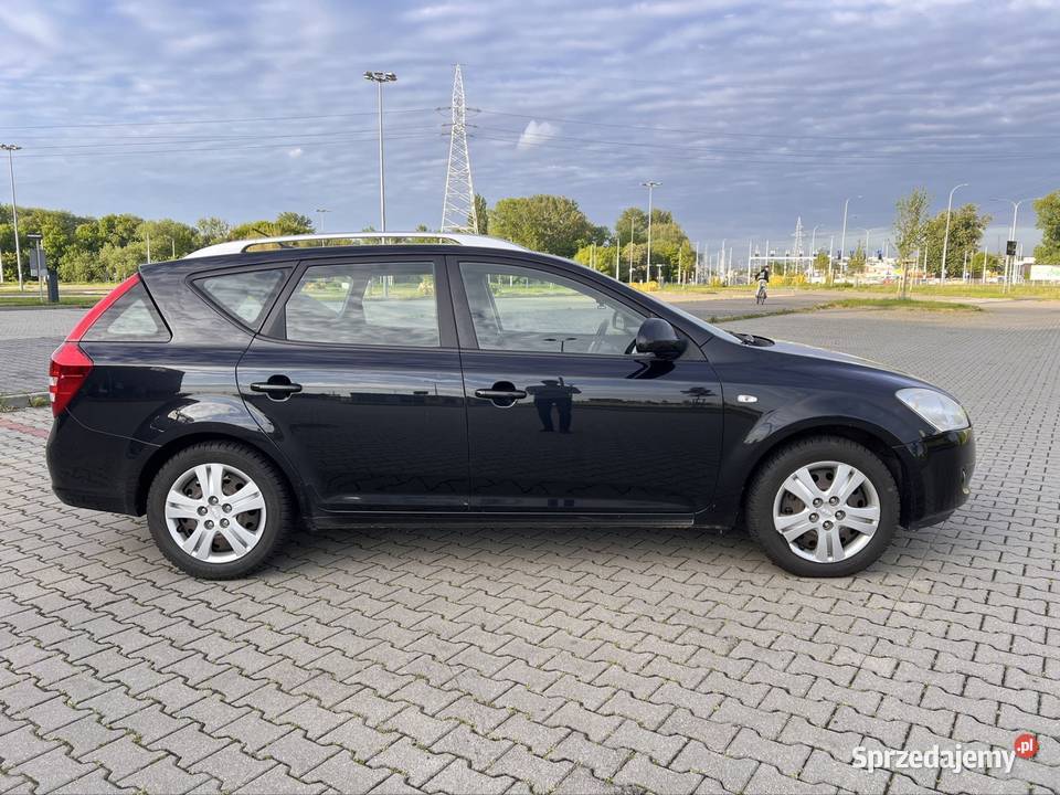 Kia Ceed SW 16CRDI 90 2008r Okazyjna części Rok produkcji 2008 sprzedam