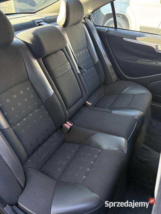 Volvo s60 20t 2001 manual spaceball podgrzewane fotele łódzkie Dłutów