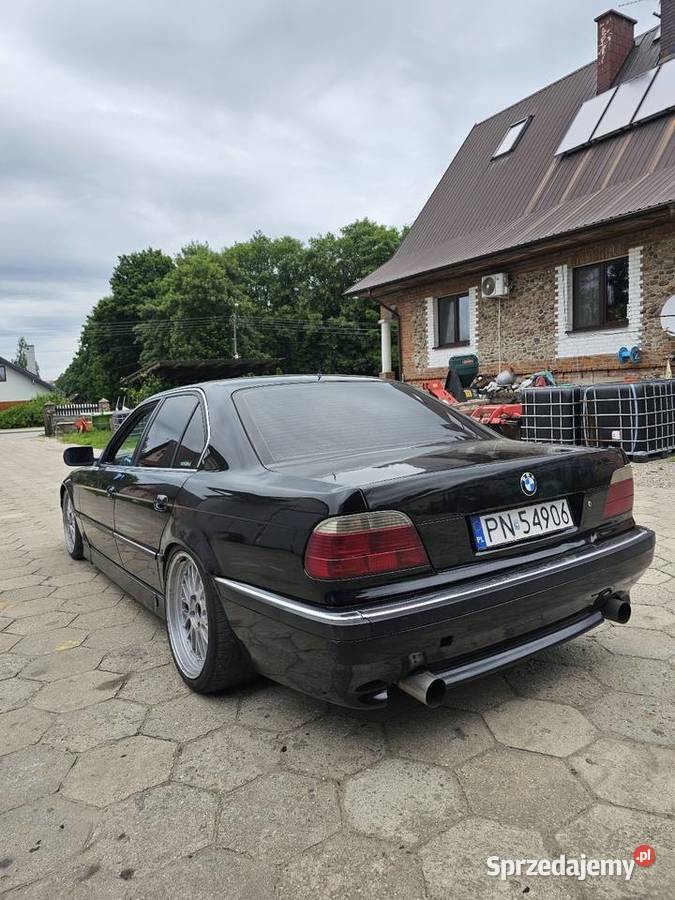 Bmw e38 v8 manual Podedwórze