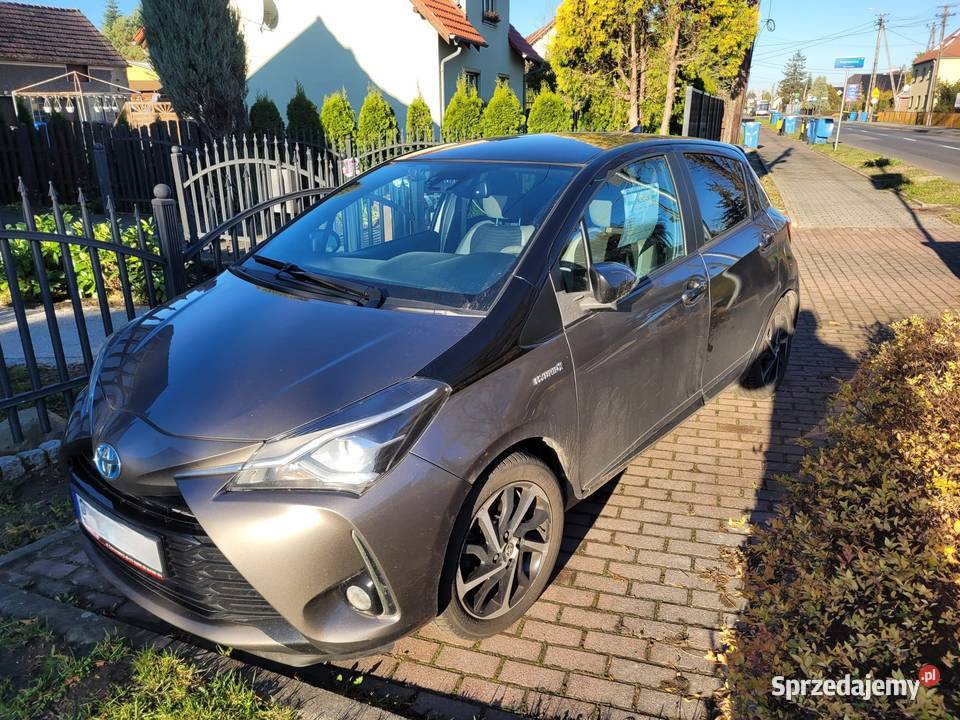 Toyota Yaris 15 benzyna HYBRYDA 116 2020r nieuszkodzony opolskie Opole