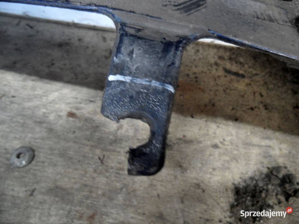 TOYOTA PRIUS II XW20 08r zderzak tył sprzedam