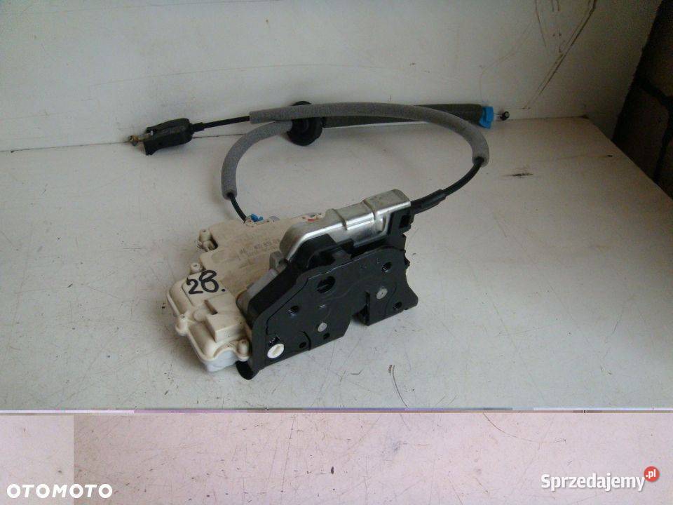 ZAMEK PRAWY TYŁ AUDI A3 8V 4G0839016 osobowe Włoszczowa