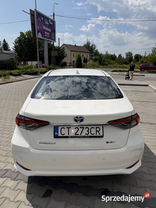 Toyota corolla sedan gwarancja fabryczna nieuszkodzony kujawsko-pomorskie Toruń sprzedam
