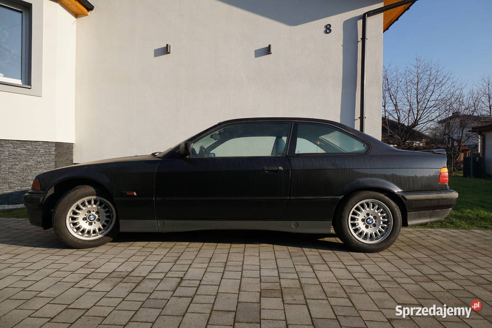 BMW E36 320i coupe 20 R6 150 1991 zabytkowe 2000cm3 śląskie Bielsko-Biała