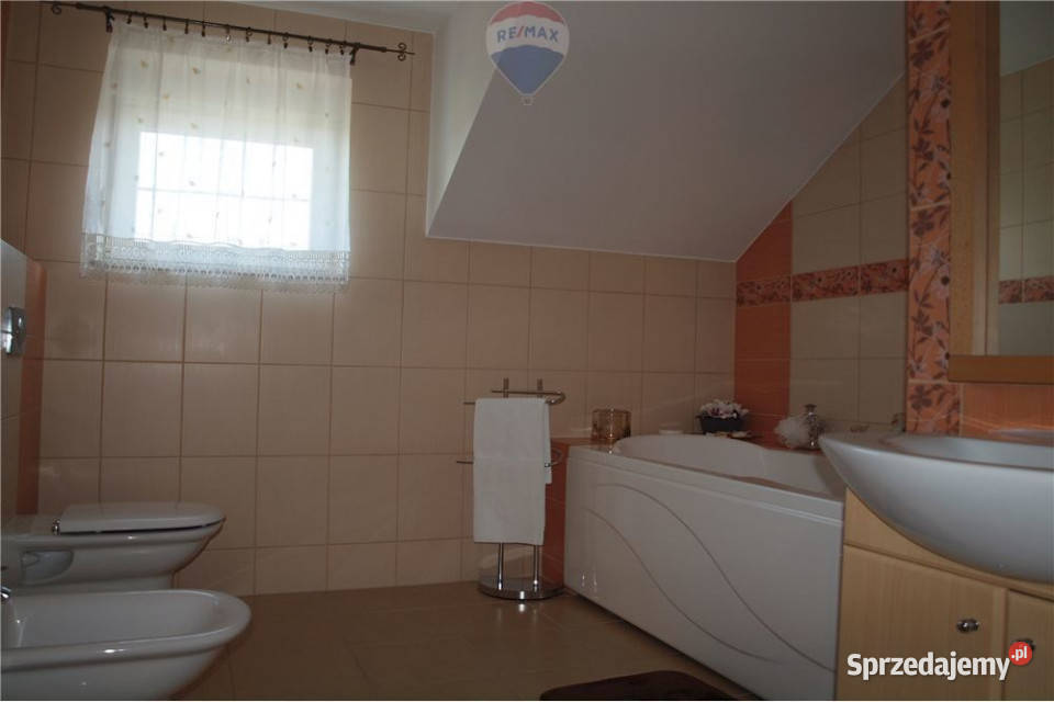 Przestronny dom gór z ogrodem zimowym