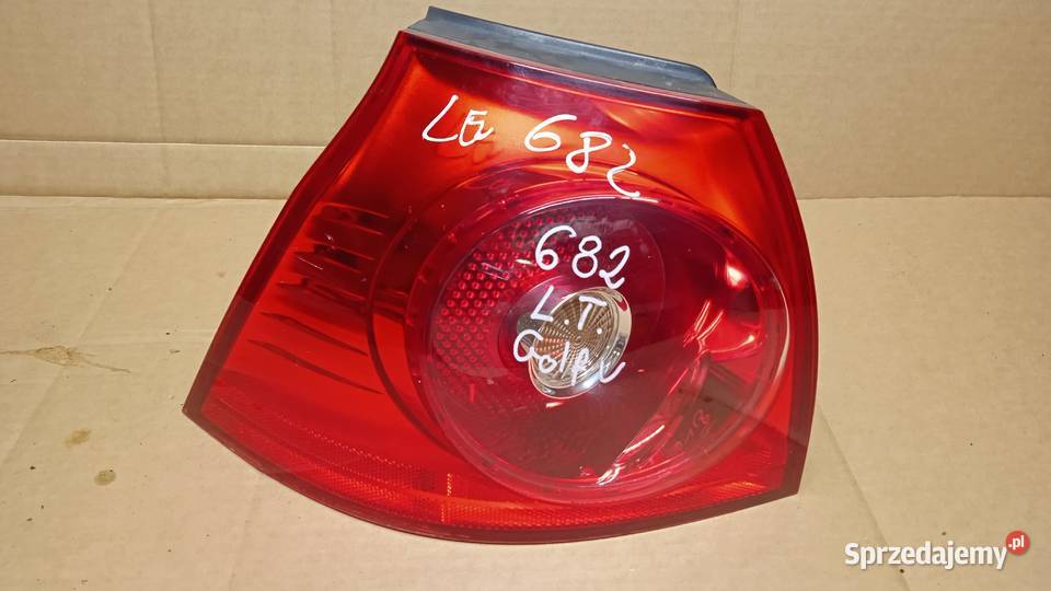VW GOLF V HB LAMPA TYŁ LEWA wielkopolskie Zbierkowo