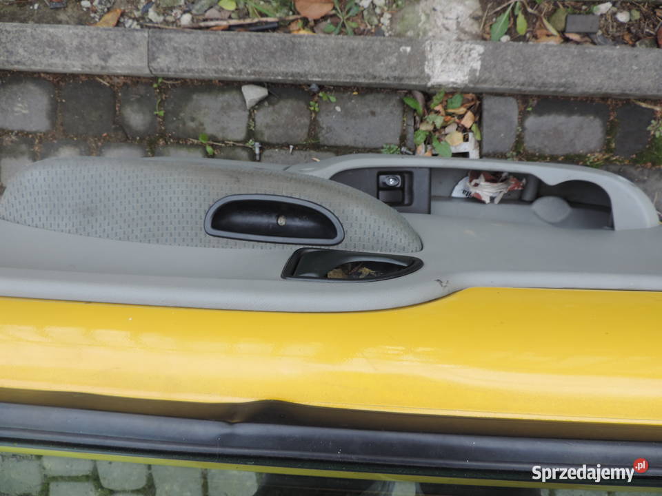 RENAULT KANGOO 1 DRZWI PRAWE PRZEDNIE DV396 małopolskie Nowy Sącz