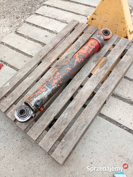 Siłownik hydrauliczny do koparki Sędziszów