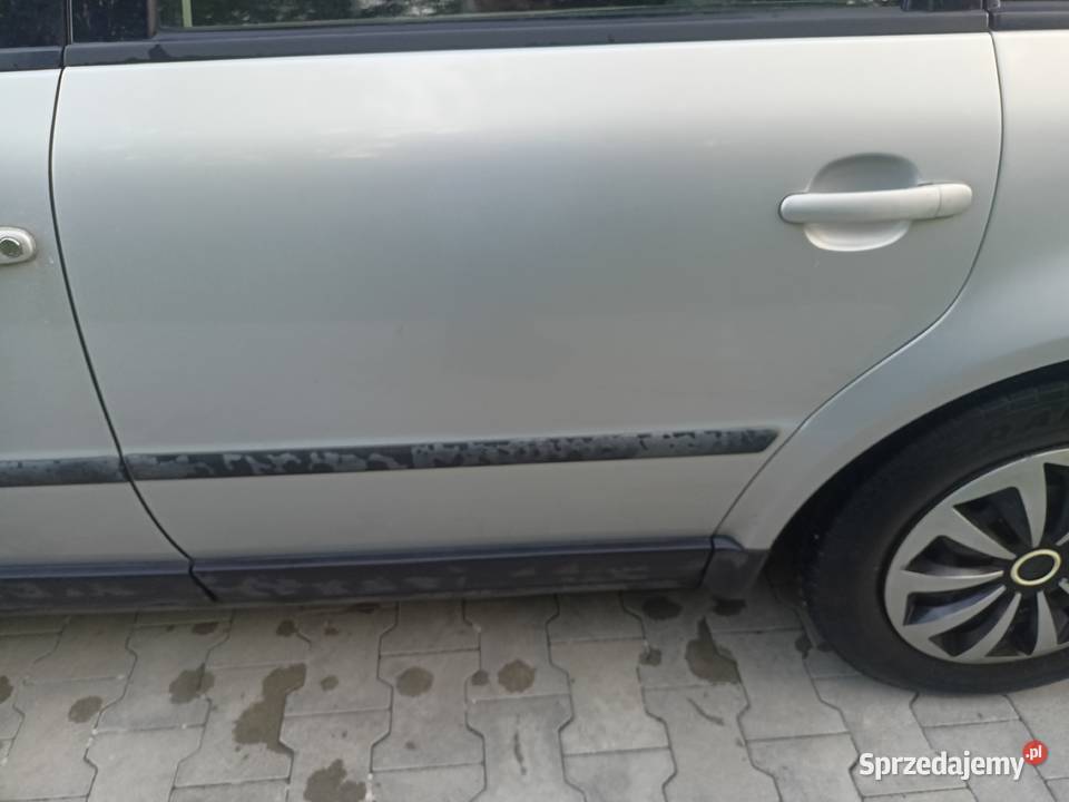 Drzwi Gołe Tył Lewy LB7Z Passat B5 p5 osobowe Myszków sprzedam