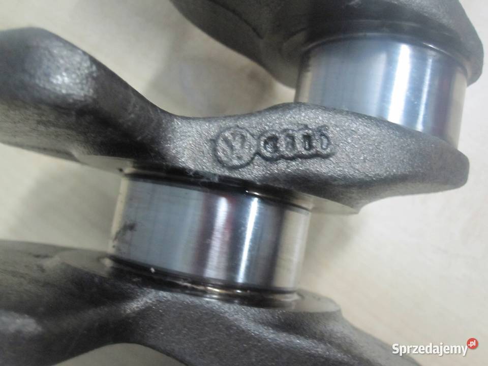 GOLF PASSAT EOS 16 TDI CAY 105 159 13r wał