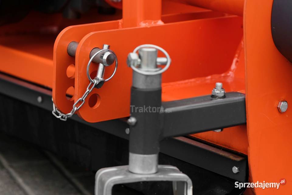 Kosiarka bijakowa z koszem na trawę FCN 160 nieuszkodzony Tajęcina