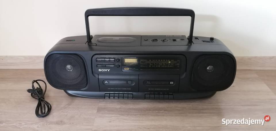 Radiomagnetofon z CD Sony Mega Bass sprzedam