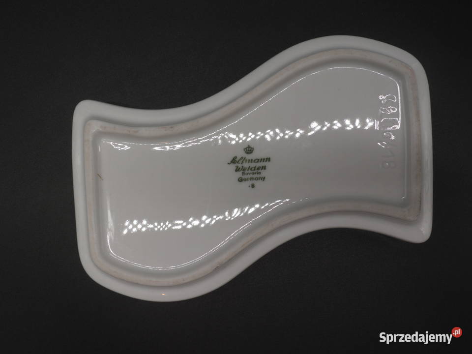Biała ceramiczna miseczka o falistym kształcie Raszków sprzedam