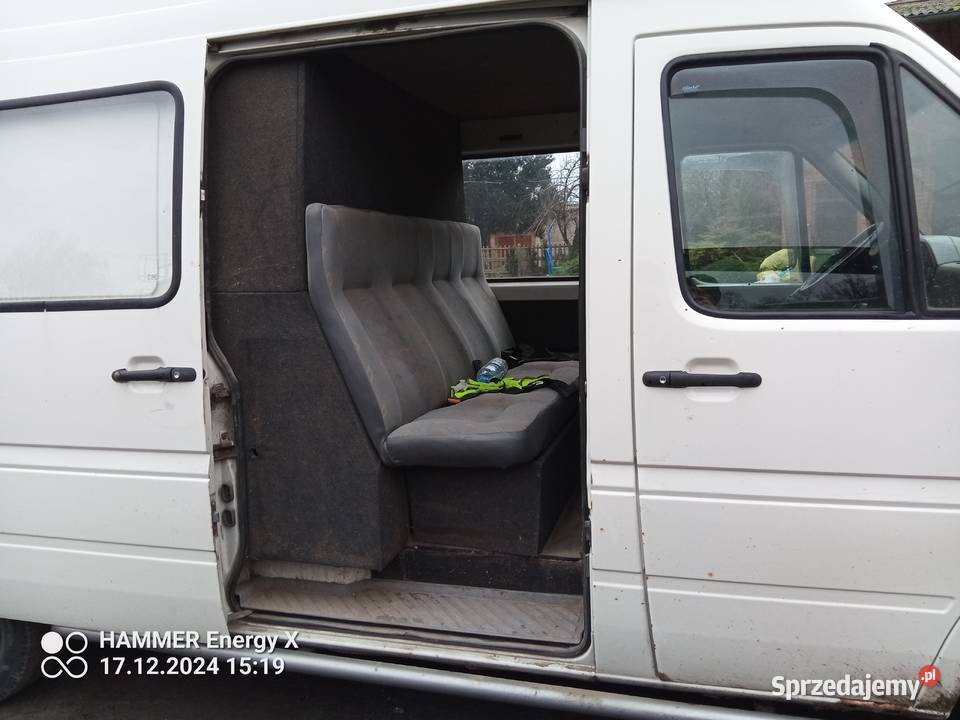 Samochód LT uszkodzony silnik Kuchary