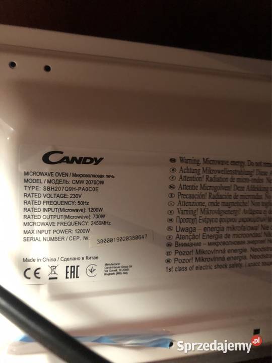 Sprzedam zestaw AGD lodówka Sharp mikrofalówka