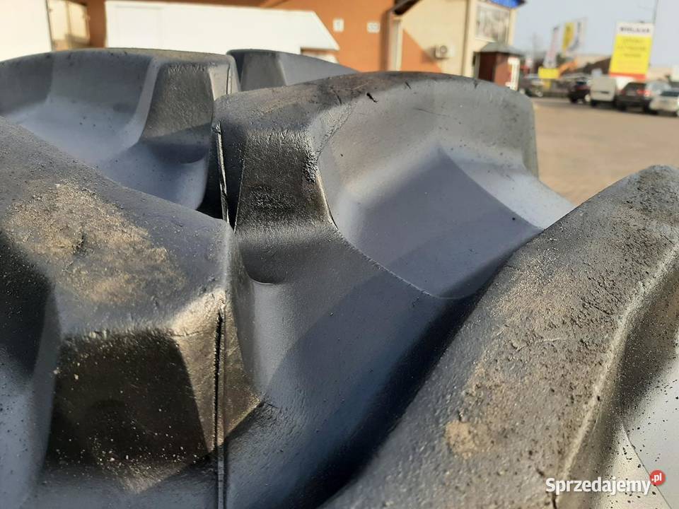 Opona używana rolnicza 60070R34 TRELLEBORG 3000 70 Zaścianki