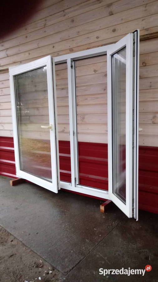 Okno białe PCV 139 x 145 dwuskrzydłowe czyste Wałcz